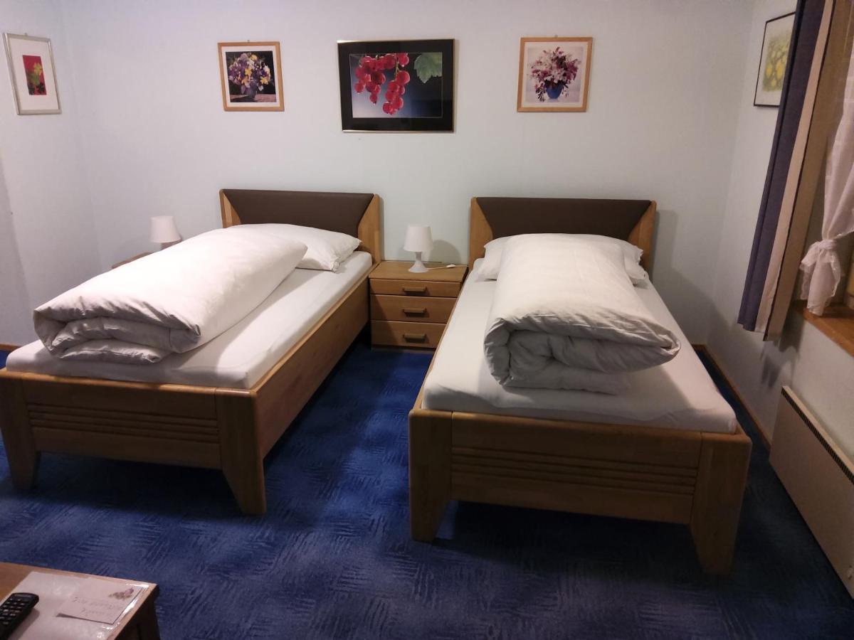 Hotel Gotthard เกอเชเน็น ภายนอก รูปภาพ