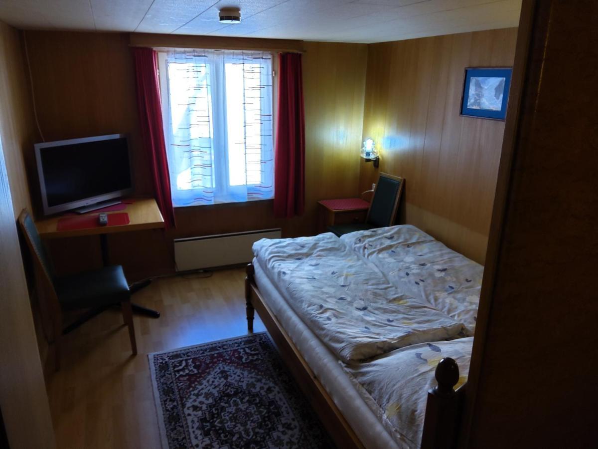Hotel Gotthard เกอเชเน็น ภายนอก รูปภาพ